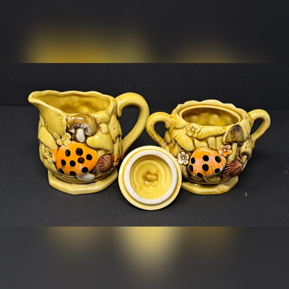 Vintage 1970's Fred Roberts Merry Mushrooms Cream And Sugar Set - Picture 4 of 8